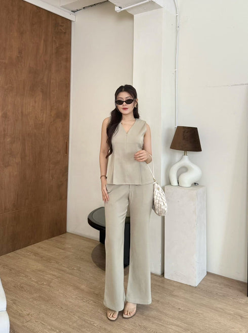 V-Neck Sleeveless Vest With Trousers sets